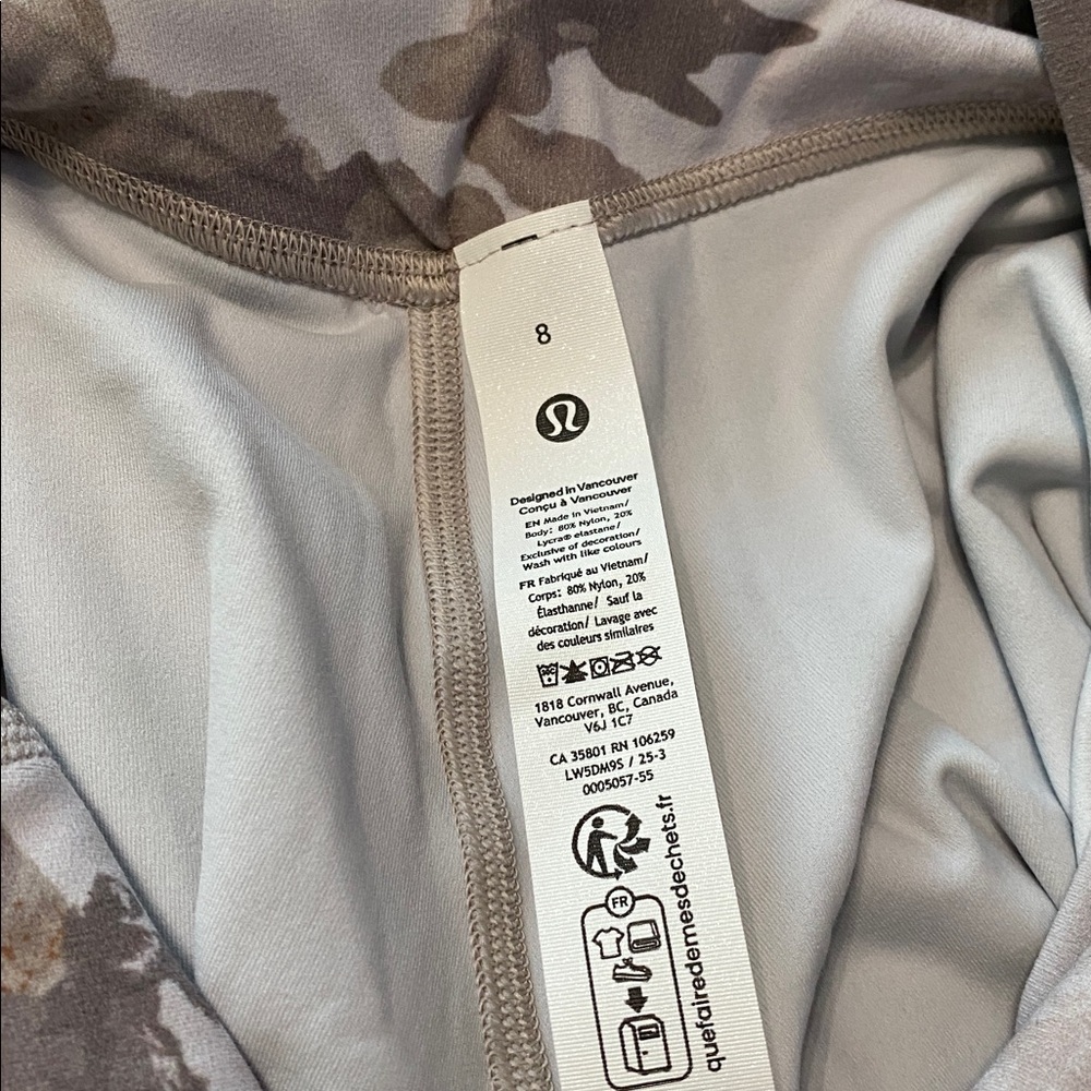 Lululemon - Align High Rise Pant 28” - NWT - Picture 4 of 5